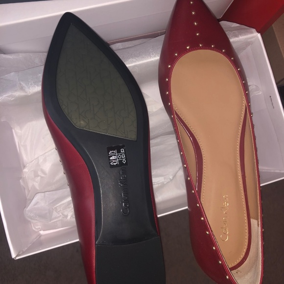 NWT Calvin Klein Flat leather red - Picture 4 of 4